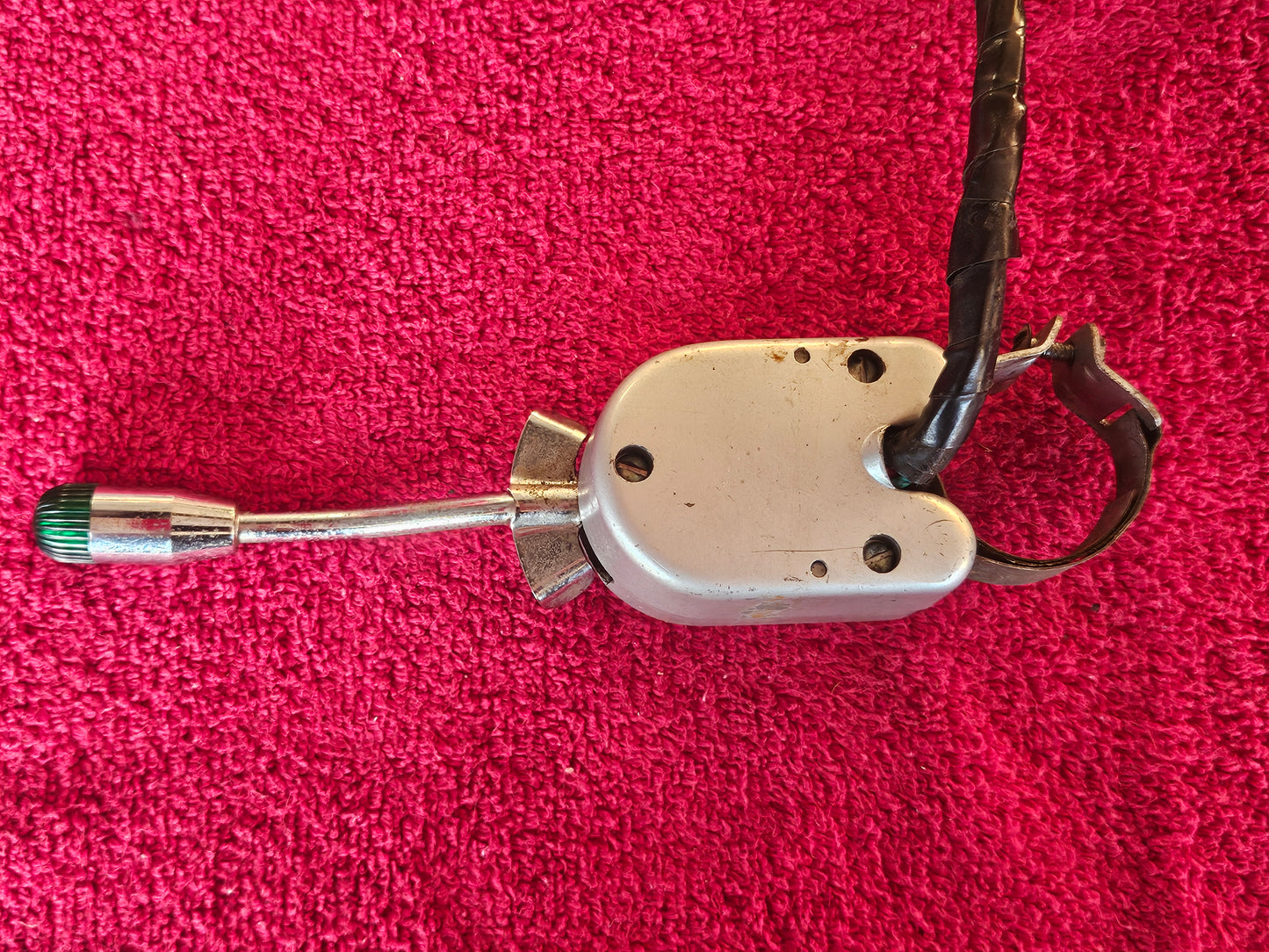 Reverse of Signal-Stat 800 switch showing column clamp and chromed lever with green jewel