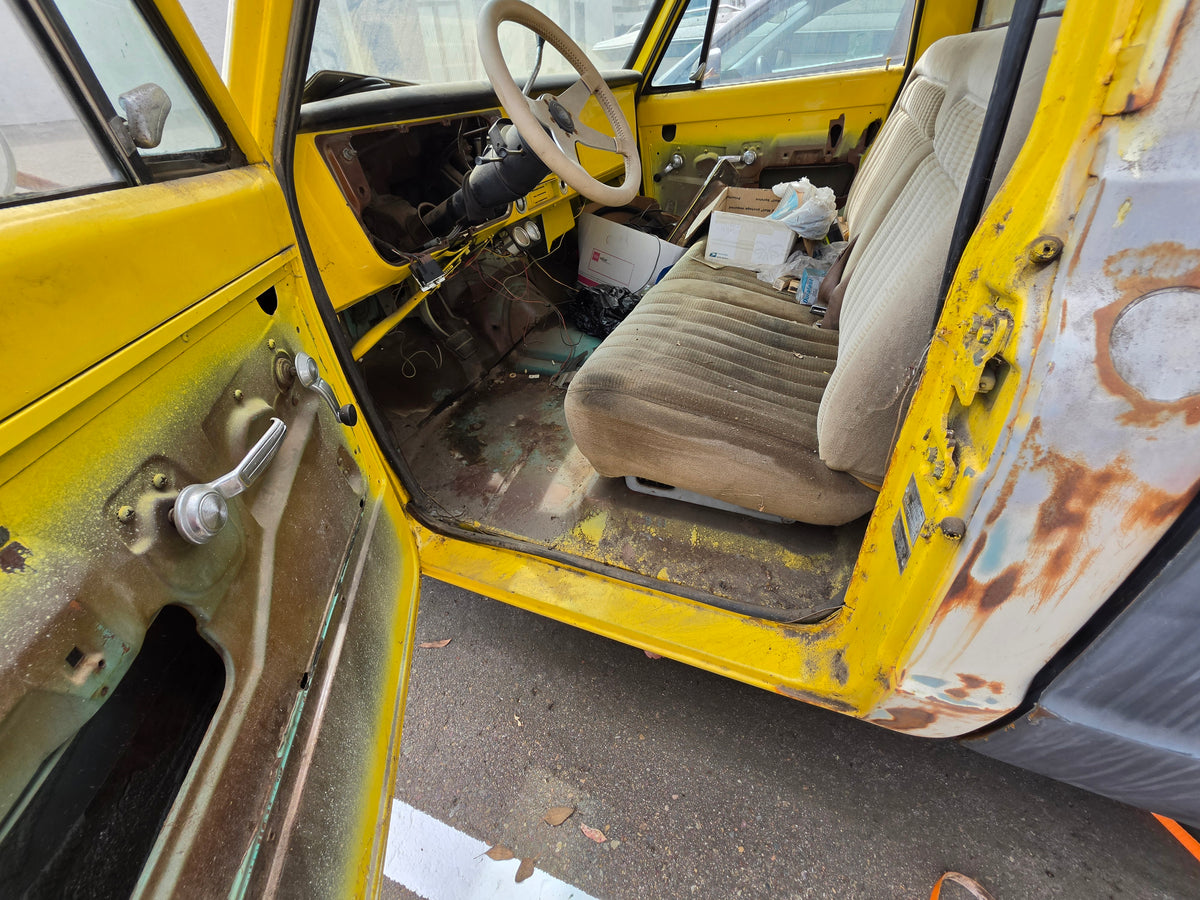 1969 Chevrolet C20 Project Truck on GMC C1500 Chassis – 350 V8, Rebuilt TH400, Clear CA Title