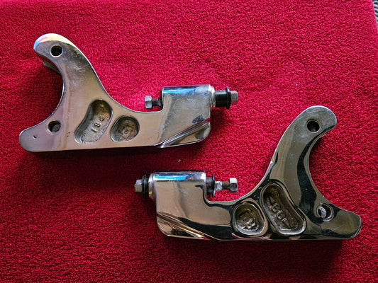 Chrome PSI Early Ford Rear Axle Transverse Spring Hanger Mounting Brackets Pair