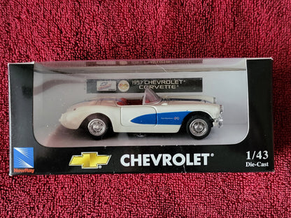 1957 Chevrolet Corvette Convertible New Ray City Cruiser Collection 1:43 NEW