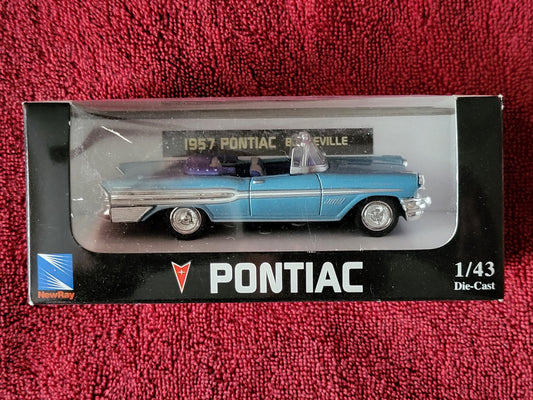 1957 Pontiac Bonneville Convertible New Ray City Cruiser Collection 1:43 NEW