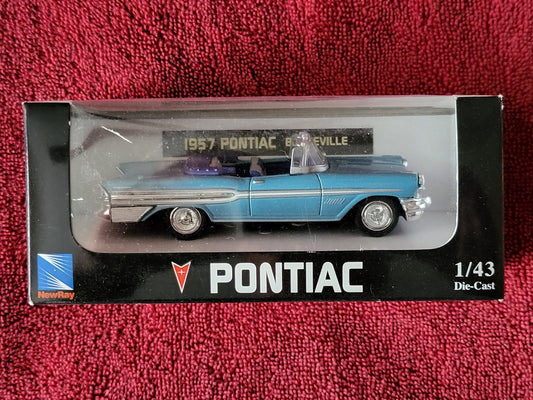 1957 Pontiac Bonneville Convertible New Ray City Cruiser Collection 1:43 NEW