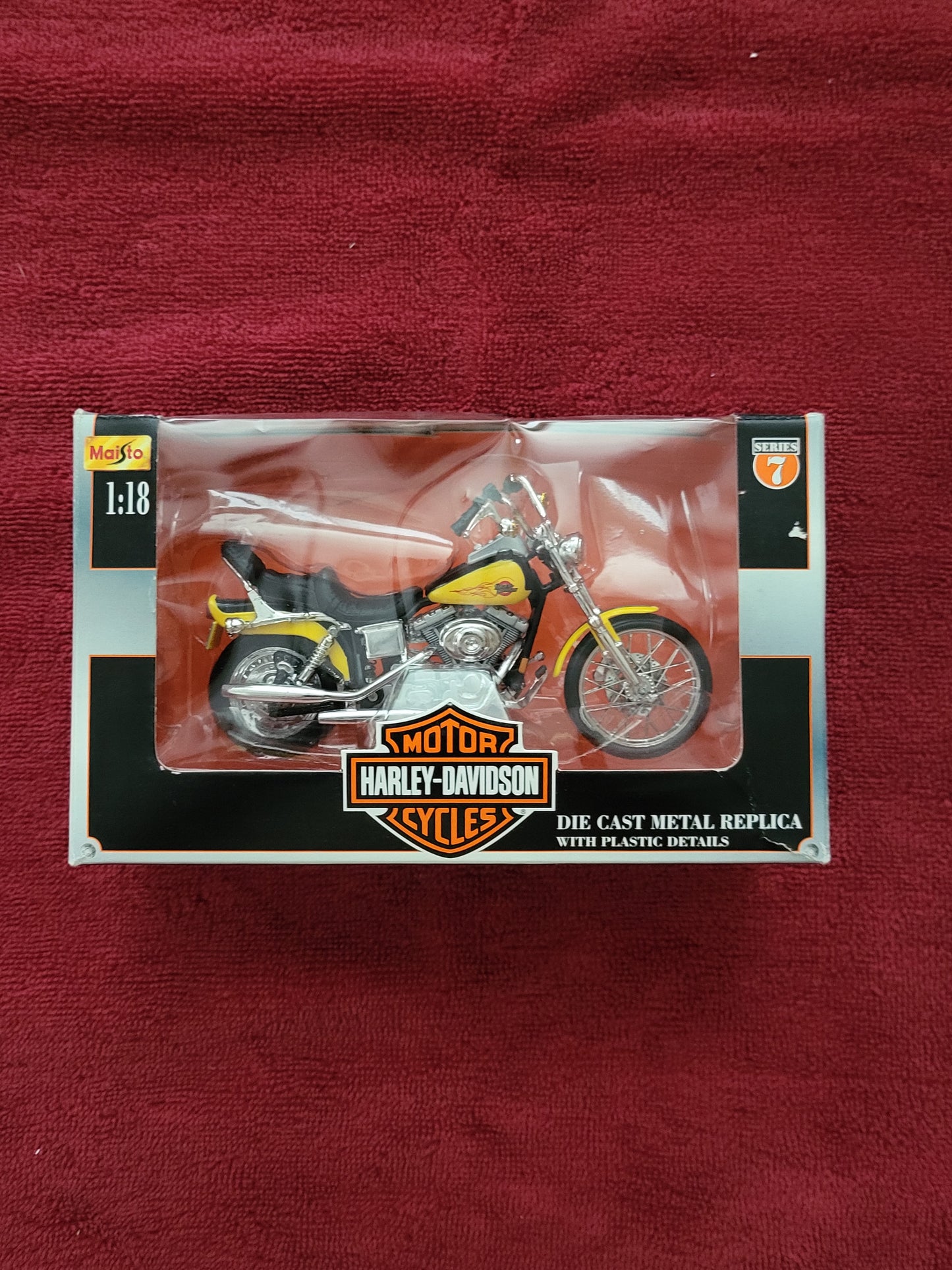 2000 Harley Davidson FXDWG Dyna Wide Glide Maisto Series 7 1:18 scale NEW