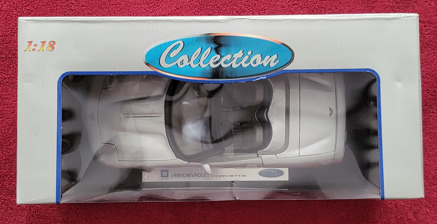 1999 Chevy Corvette Convertible Welly 1:18 Scale NEW